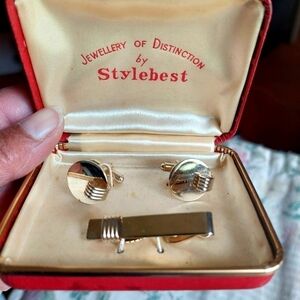 Vintage* 60s/70s Men's Gold-Tone Cufflinks & Tie Clasp